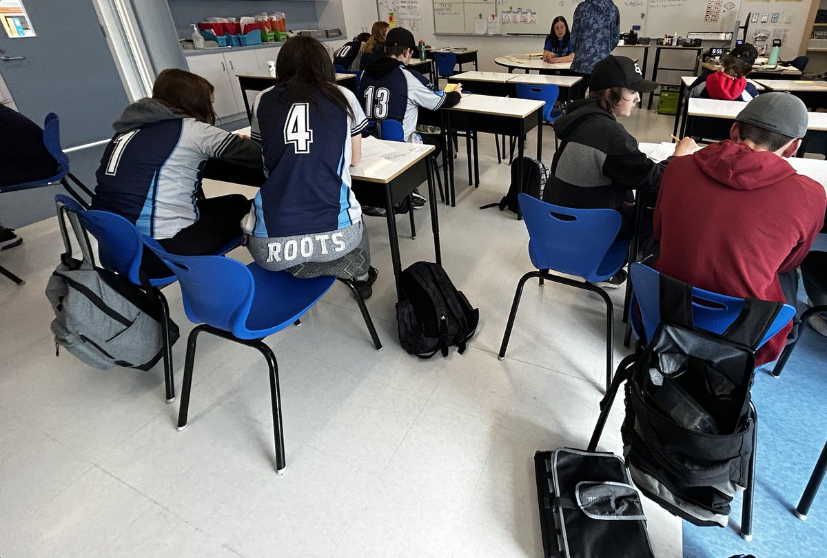 Emily Maynard tweet media