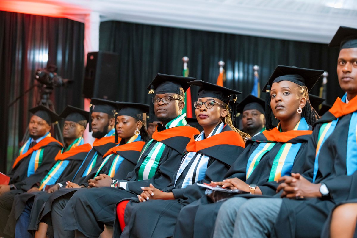 .@Dr_Uwamariy: Dear Graduands, I congratulate you on your major achievements to have reached this graduation ceremony. You have all made it despite the many challenges that you faced in undertaking this task. #CMUAfricaGrad
