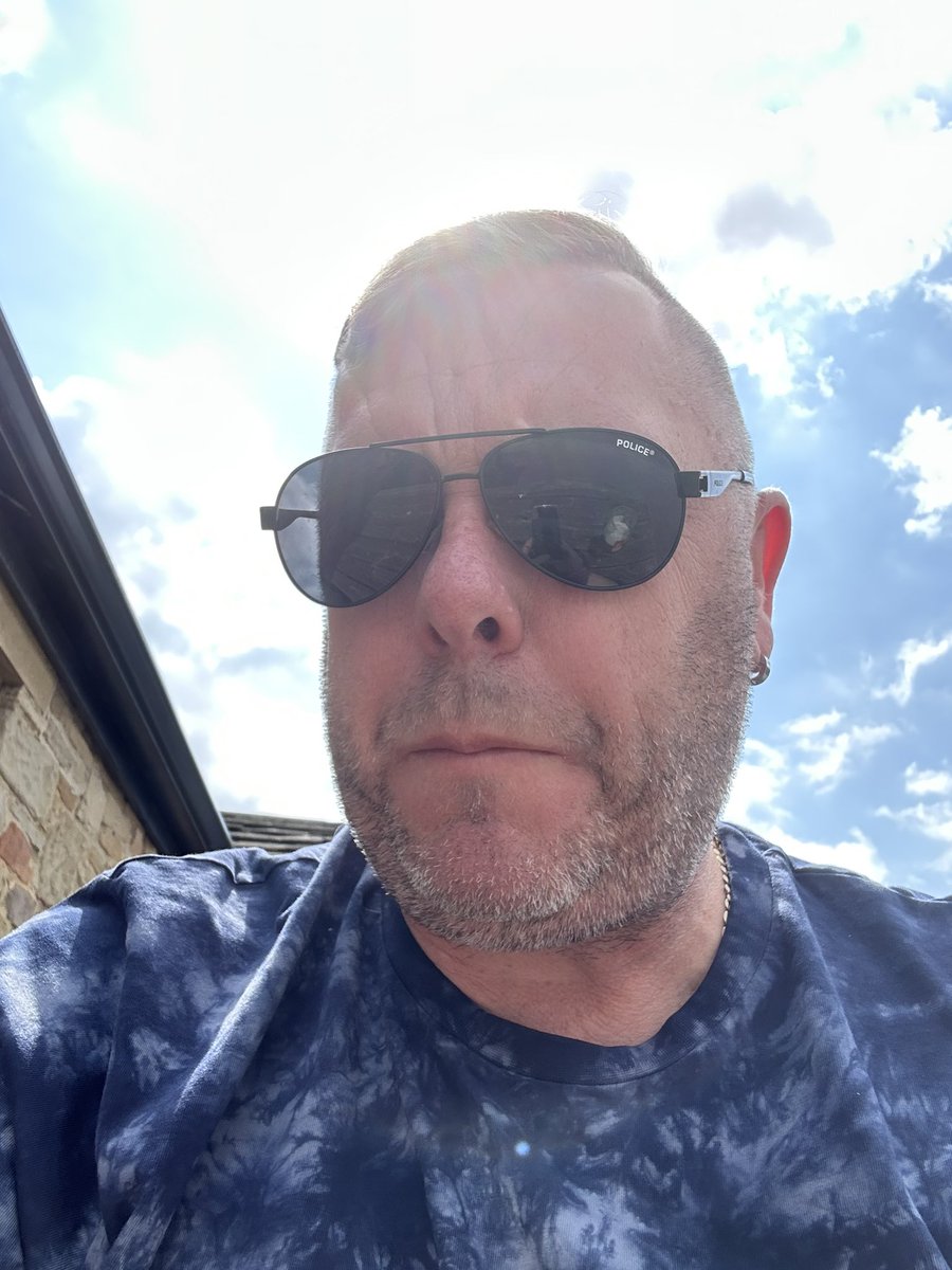 Simon Turfrey tweet media