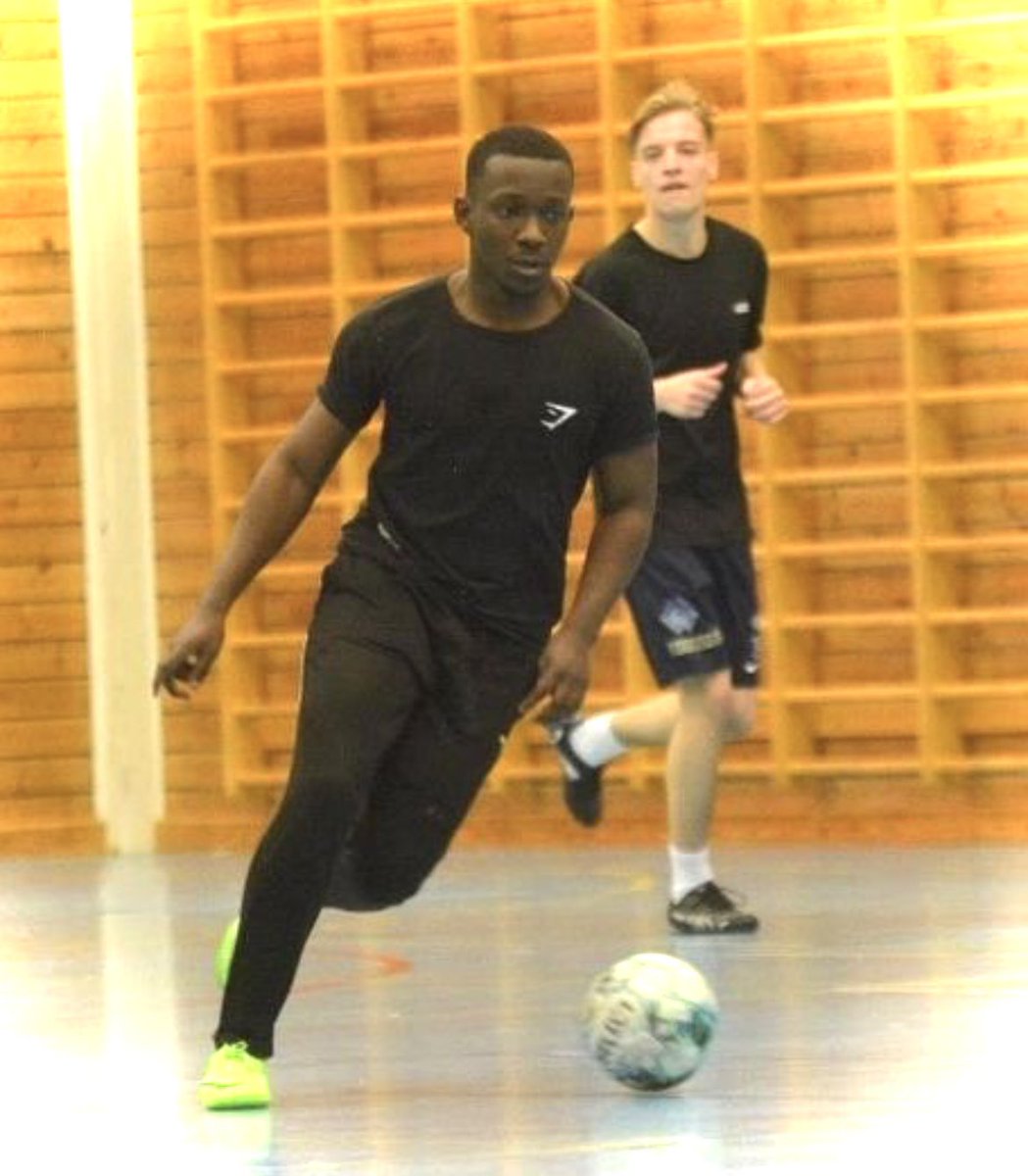 Slitu_senior tweet media