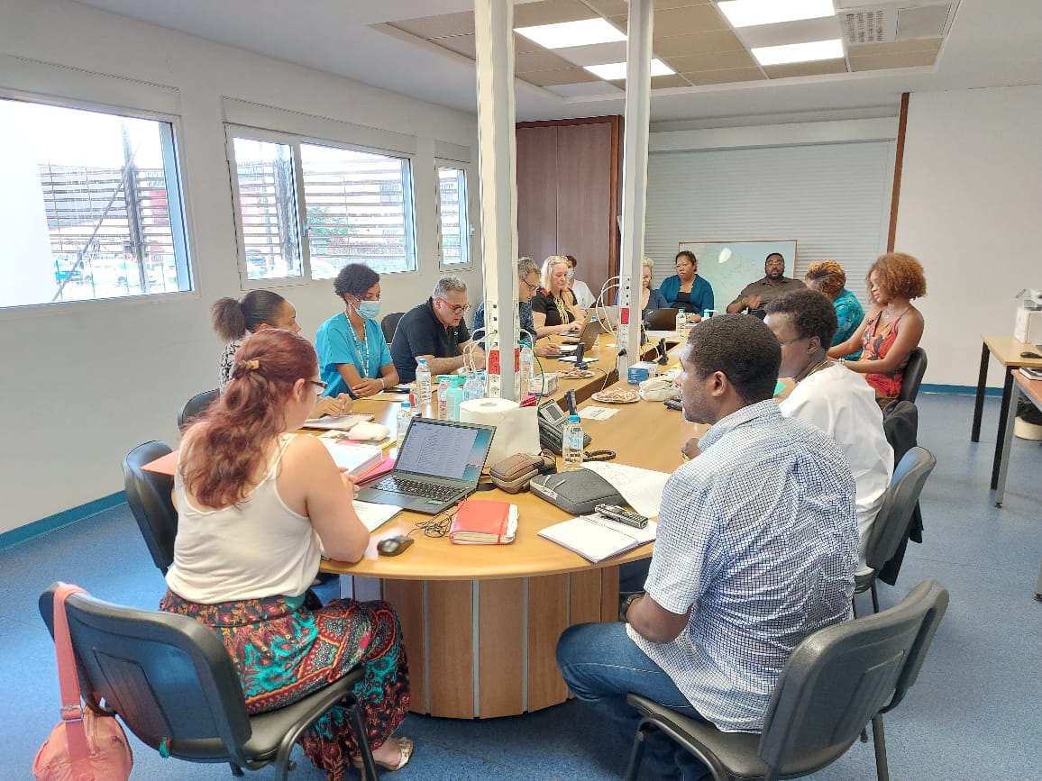 CHCayenne973's tweet image. Depuis mercredi, les équipes du @CHCayenne973 prennent part à l'exercice #Morpho 
✅cellules "de crise" et plan blanc fictif pour tester les réflexes et les procédures 
#Samu973