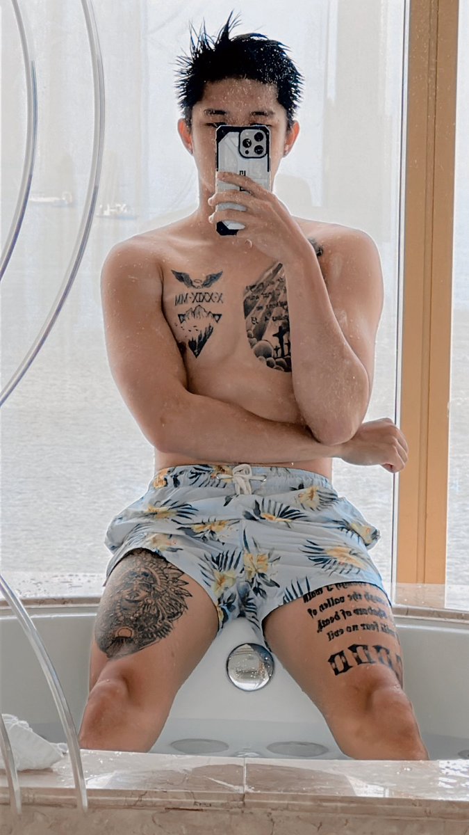 patricksyyyy's tweet photo. When I dip, suck my d*** 😂 https://t.co/Ky1gaKYgme