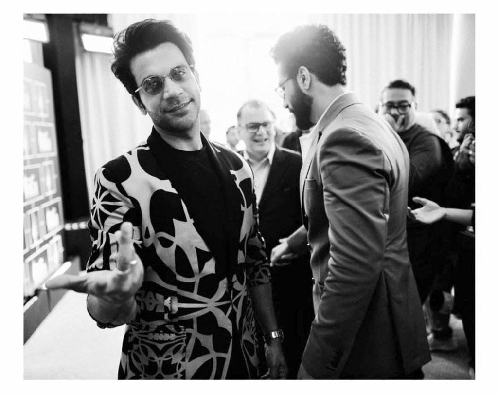 So much talent in one frame 🤩🙌🏻🔥

#RajkummarRao #VickyKaushal