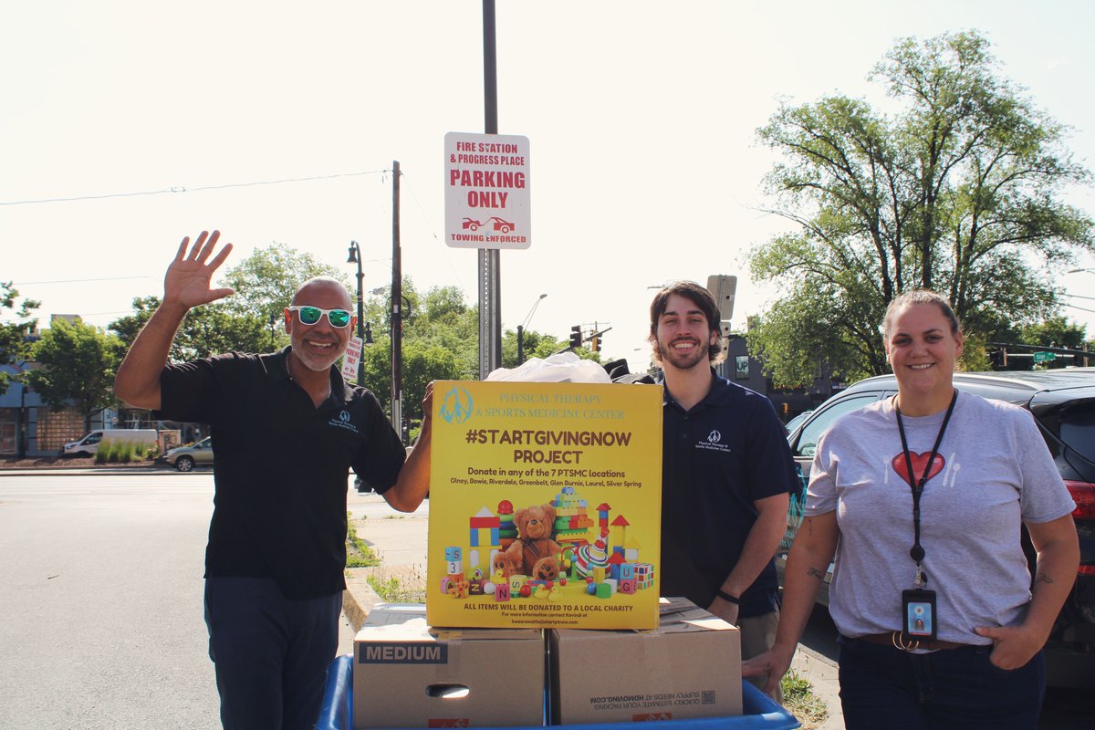 startptnow's tweet photo. 300 PB&J SANDWICHES DONATED!!!
Thank you to @shepherds_table and the Olney community for helping make our first #projectpbj of the year a success! 👏
All the love and support from the community has been amazing and we couldn't have done it without everyone who contributed❤️ https://t.co/WcbWoC1VL4