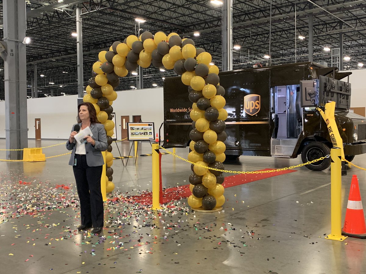 The Carlisle, PA facility opened up “The Simulator” yesterday. Mid-Atlantic President Tandy Bailey was present and recognized the work group for their reduction of incidents year over year. Can’t wait to see the results this group achieves with this additional training tool!