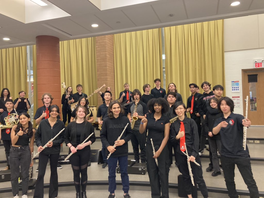 LeahJagger68's tweet photo. That’s a wrap on the 2023 @HaydenHuskies music season! What a year! What a lovely group of humans! #musicmatters #payitforward 🎶❤️ https://t.co/pocUDEtops