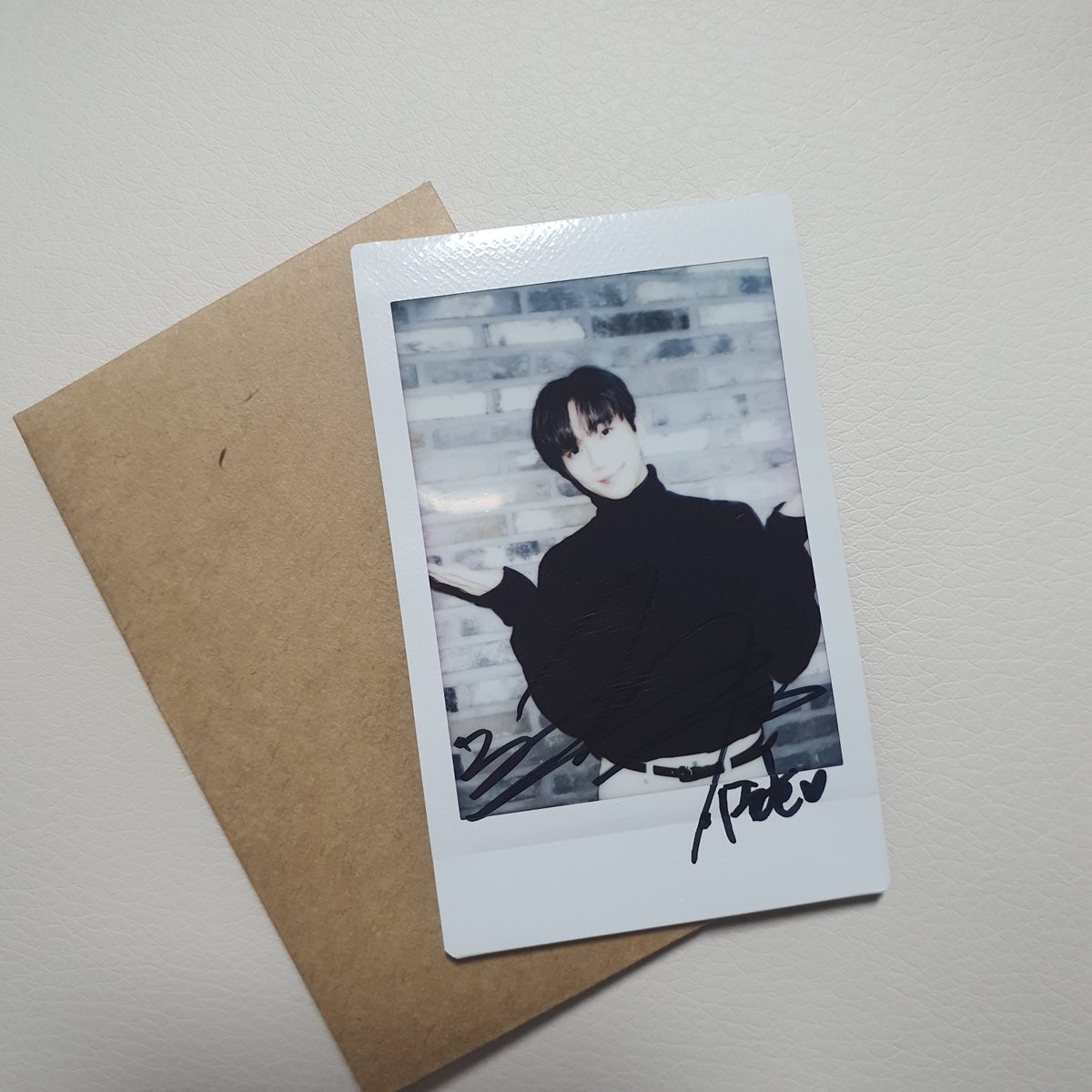 Srb_i7's tweet photo. 😍💛

#이준호 #LEEJUNHO https://t.co/oyotARQe2Z