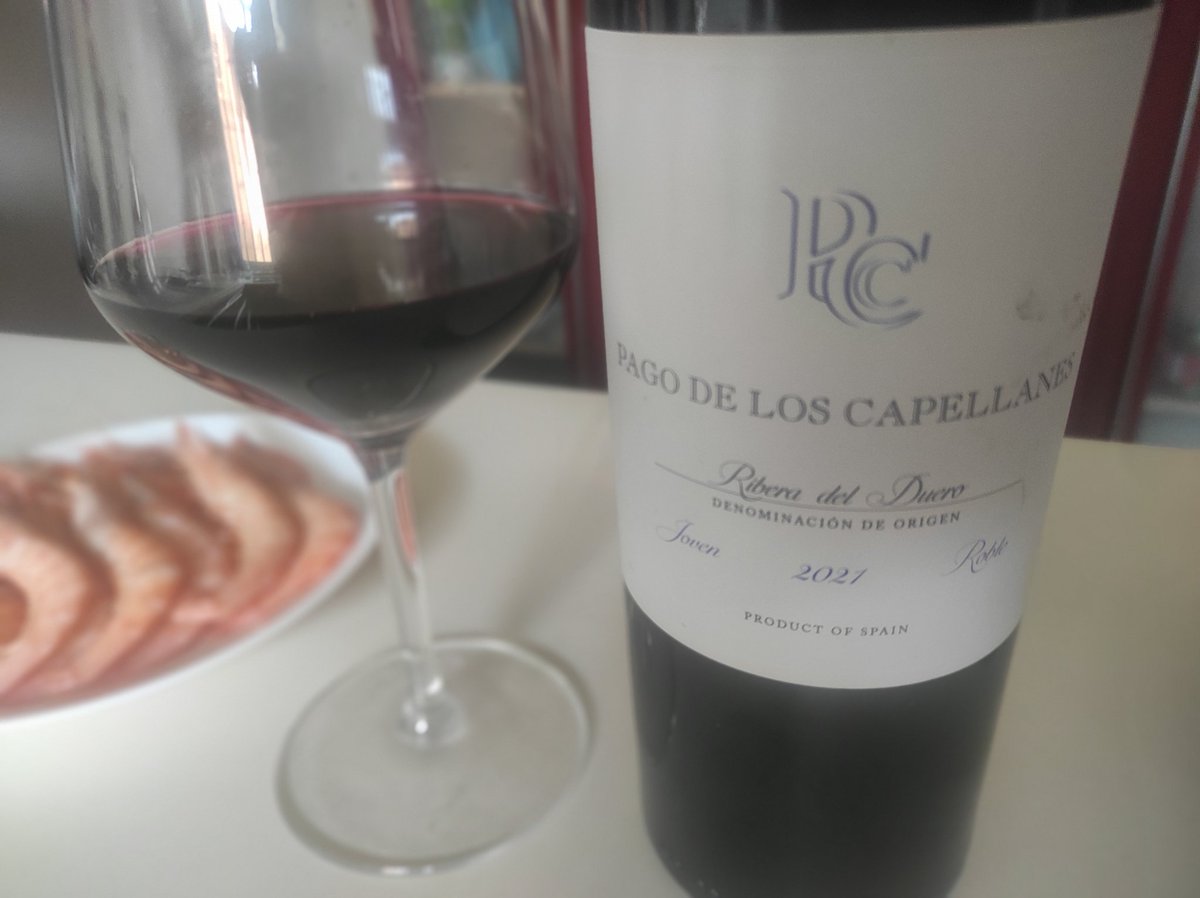 Viernes con v de vino
#riberadelduero #pagodeloscapellanes