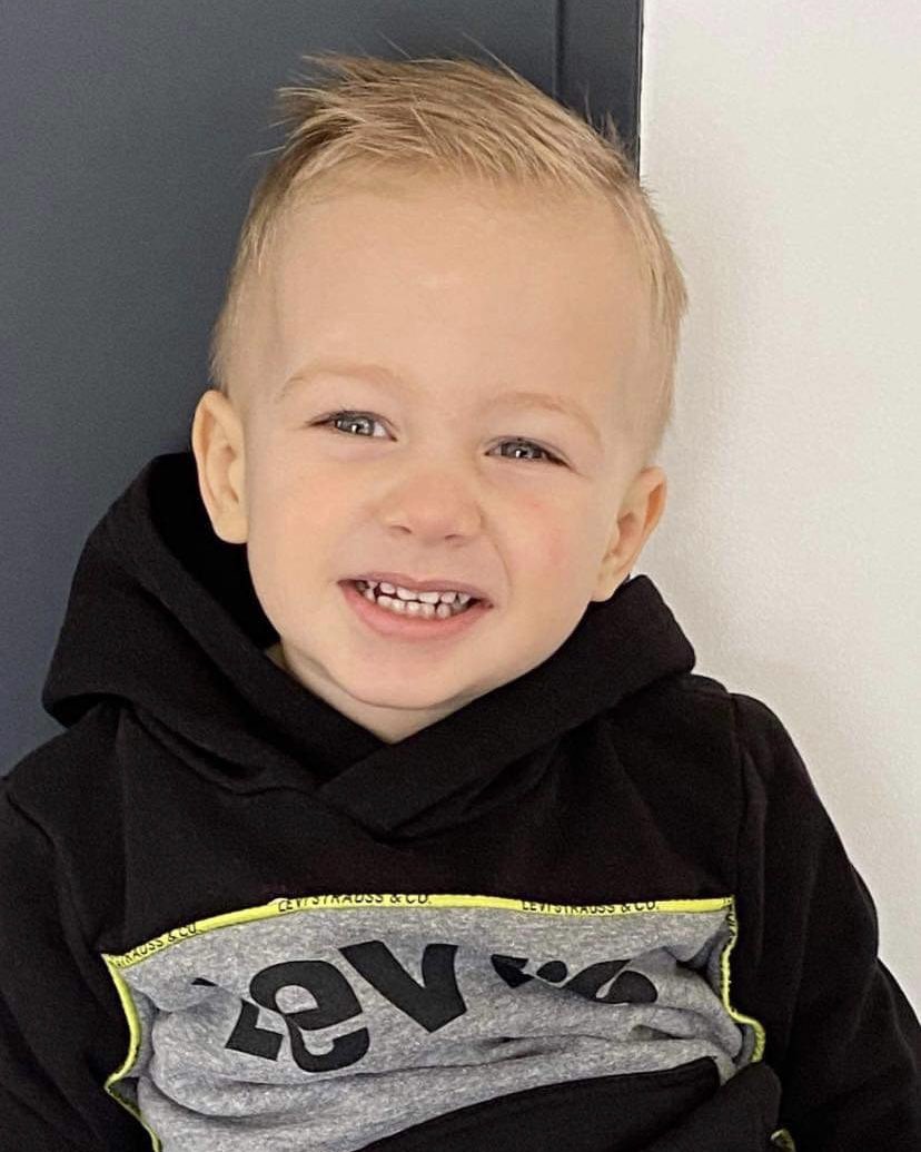 ASSECoeurVert's tweet image. Noah, un jeune Ligérien de 2 ans, atteint d'une maladie rare, a besoin d'une greffe de moelle osseuse pour survivre.

Ensemble, donnons une chance à Noah et à d'autres patients dans sa situation 🙏💚

Devenir donneur de moelle osseuse👇

dondemoelleosseuse.fr/se_preinscrire