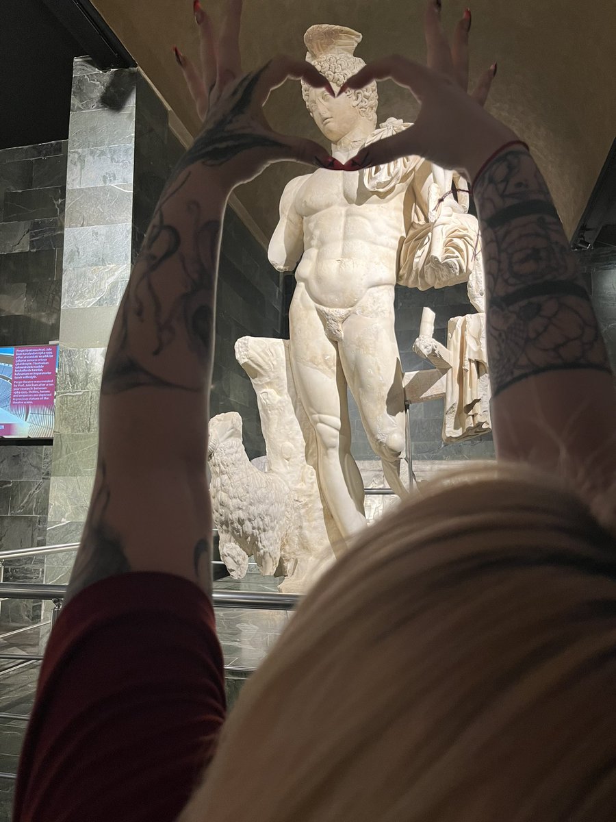 Конечно же моего сладкого мальчика я узнаю с первого взгляда 💔
#риОлимп