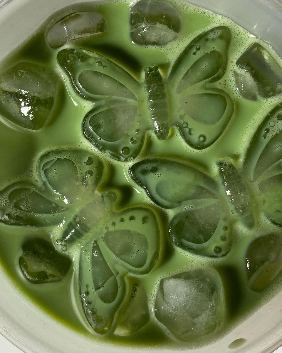 matcha with butterfly ice