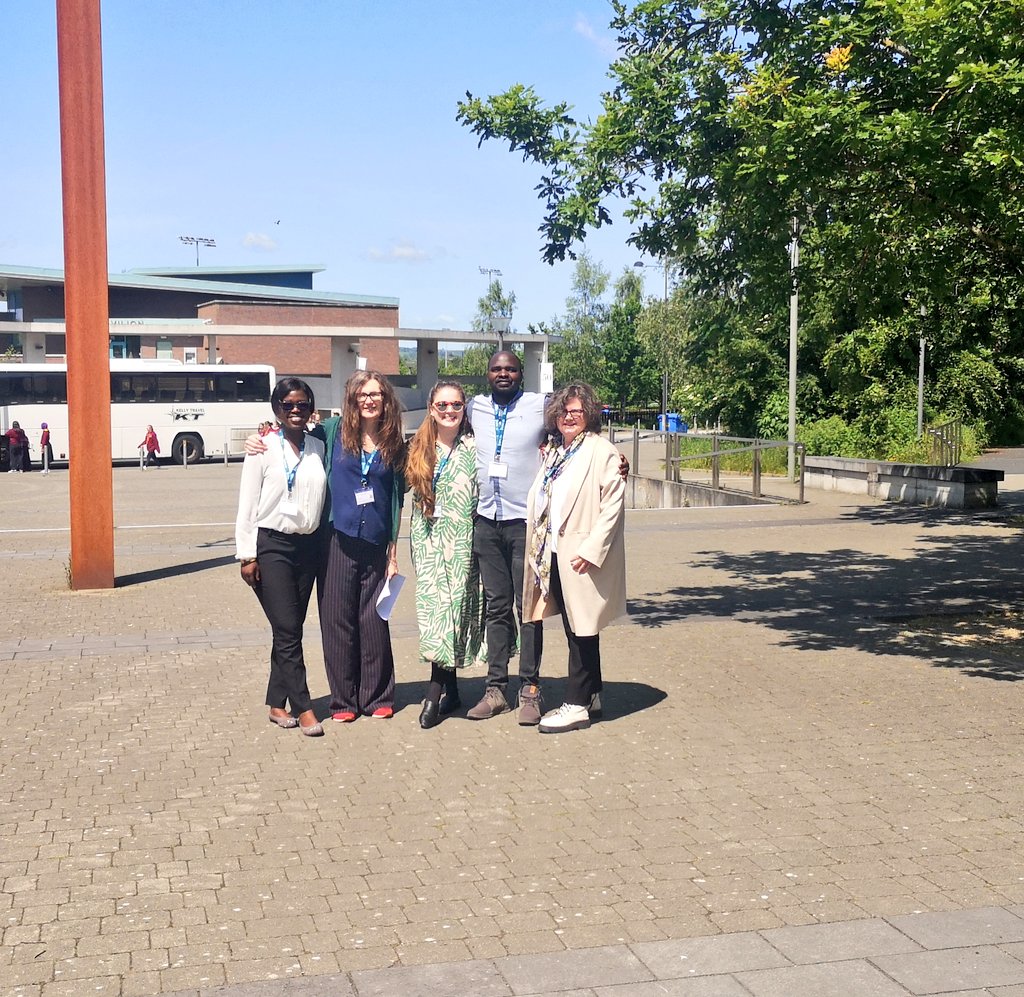 Great to be attending and presenting at #PHM2023 with @IsaiahGitonga @JJAlabs @jdeaneking Viv Howard, thank you to our supervisors for the support! @RebeccaMaguire @corrigansiobhan @deirdre_desmond @LauraCoffey_Psy @AdvanceCrt