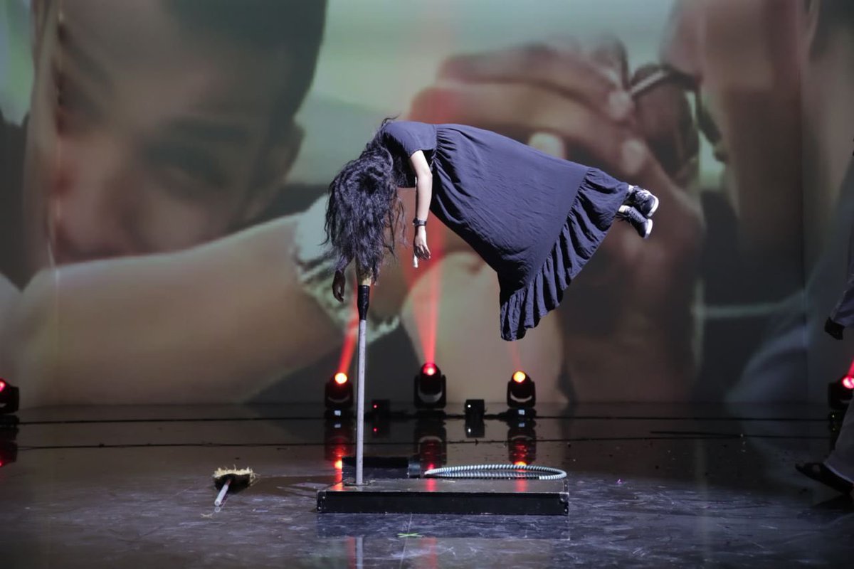 MoeinAlBastaki's tweet photo. Believe it when you see it
@magzoidmagazine
@todadubai
#art #entertainment #uae #dubai #magic #stageillusions #magician #illusionist #happy #lovethemagic https://t.co/q1OwZ7ubUn
