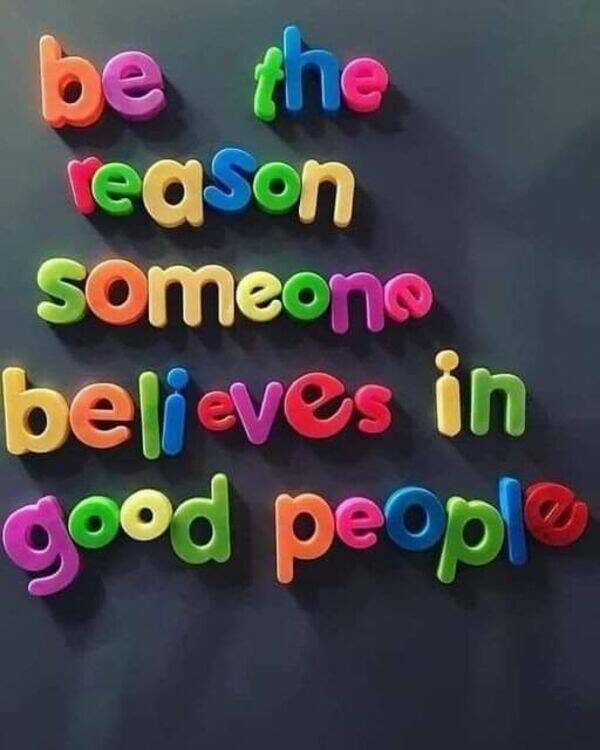 Hope everyone has a great time today with my f4fb lists🥳🎉
Be kind to each other and
👉NO haters 🚫 allowed👈 Keep it SAFE for all races religions and LGBTQ 
Very important 🙏
We're all building #Resisters accounts so remember to follow back your new followers after vetting ✌❤