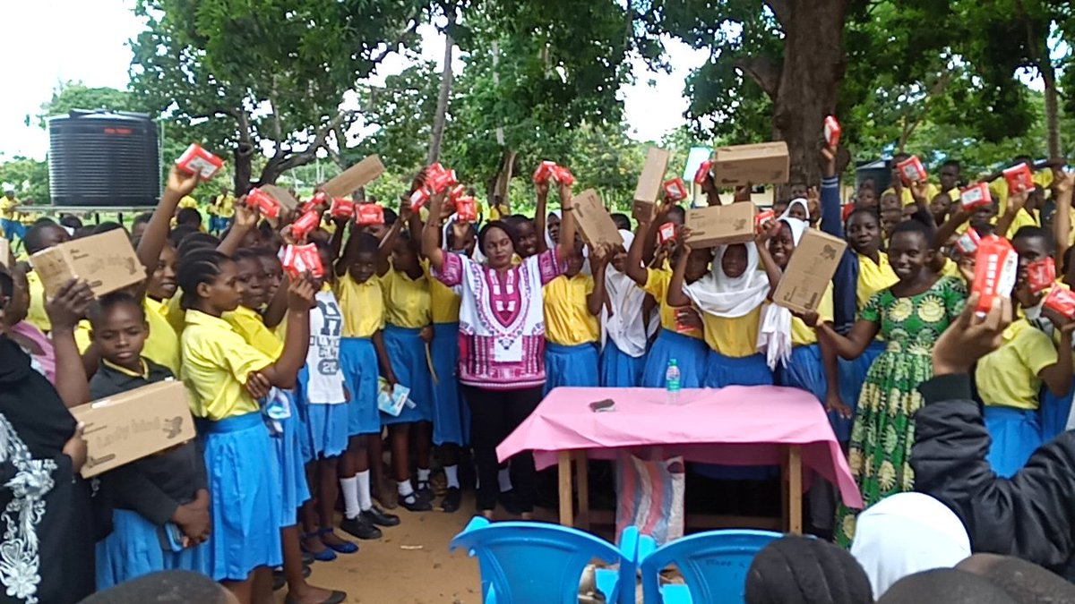 Today KILIFI MUMS &amp; KILIFI BOYCHILD had an activity at MAVUENI PRIMARY SCHOOL.We all have a role as a community in empowering young people to make informed decision. We can not end teenage pregnancies and defilement cases by pretending.