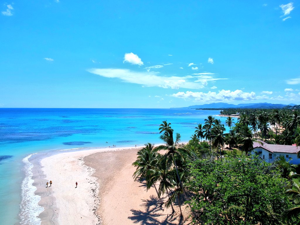HI3K__'s tweet photo. Las terrenas República Dominicana... #lasterrenas #playa #RepublicaDominicana #solyarena #naturaleza #airepuro https://t.co/y65sn3FQu0