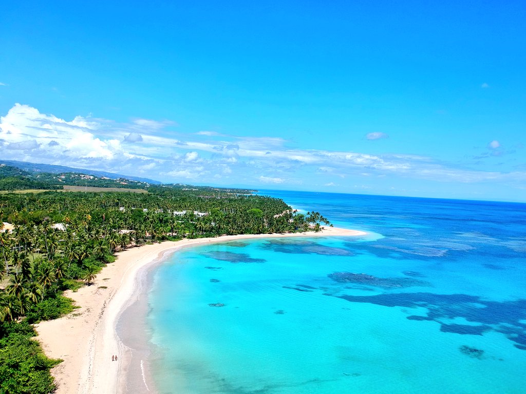 HI3K__'s tweet photo. Las terrenas República Dominicana... #lasterrenas #playa #RepublicaDominicana #solyarena #naturaleza #airepuro https://t.co/y65sn3FQu0