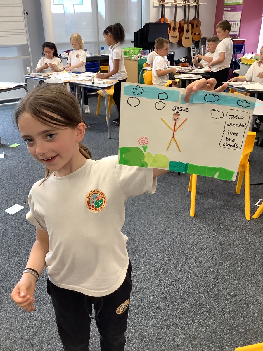 NCEA_WL_Primary's tweet photo. It's been #REWeek in school this week and we've ended our week of learning with a #PentecostParty Children have taken part in godly play, completed activities to learn more about Pentecost and built a bible bookshelf @primarydirector @NCEA_Trust https://t.co/WhmG4DlAPN