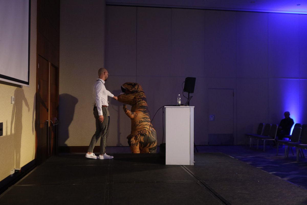 code_europe's tweet image. Krzysztof Gajda (Netcompany) presented a real-life case of designing and building next-generation ✈️ airport system capable of handling over 20 million passengers every year. 

#CodeEurope23 #CodeEurope #dotNET #Csharp