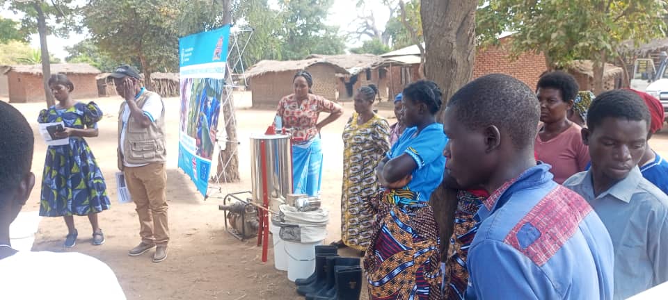 A mission from Burundi appreciating Apiculture in Salima