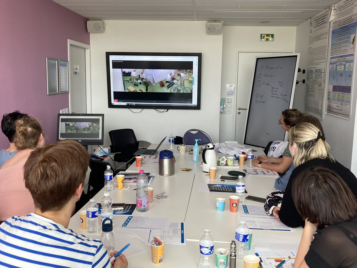Première journée de simulation en équipe paramédicale  prehospitaliere au <a href="/ACesu76/">CESU76A</a> <a href="/MTC_Rouen/">MTC Rouen</a> ! Merci aux équipes de @GHTCauxMaritime pour leur confiance ! Un projet commun avec <a href="/SAMU76A/">SAMU 76A-CHU De Rouen</a> et <a href="/CHURouen/">CHU de Rouen</a> pour une amélioration de l’offre de soin <a href="/ars_normandie/">ARS Normandie</a> <a href="/seinemaritime/">Seine-Maritime</a>
 #UMHP