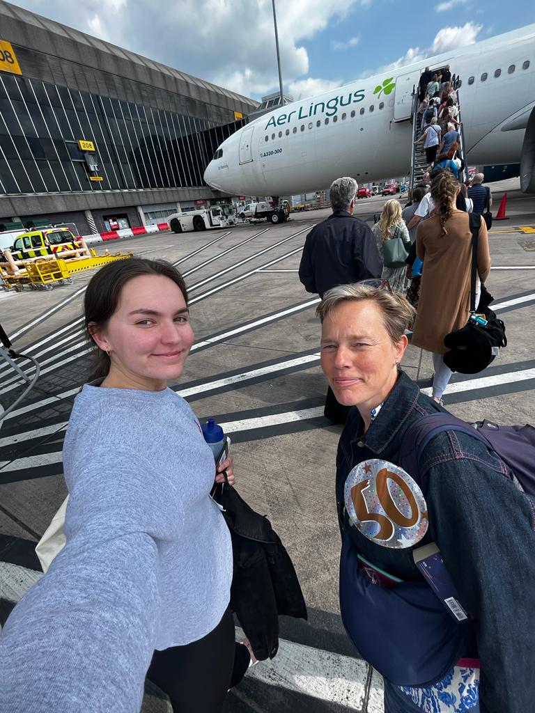 Subtle celebrations for my birthday! NY here we come <a href="/taylorswift13/">Taylor Swift</a>   tomorrow at the <a href="/MetLifeStadium/">MetLife Stadium</a> Started in Glasgow, down to Manchester and now the final leg to JFK with <a href="/AerLingus/">Aer Lingus</a> It started as a bit of a joke but we are on our way #Erastourmetlife <a href="/taylornation13/">Taylor Nation</a>