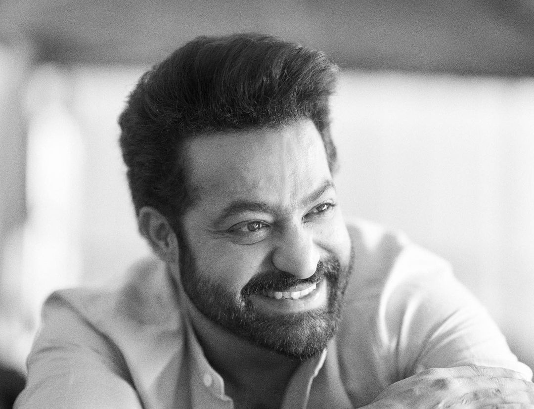 Man of Masses @tarak9999's contagious smile from the ad shoot, immortalized by @AvigoWarikar, radiated pure bliss 🤩💥

#NTR #ShreyasMedia #ShreyasGroup