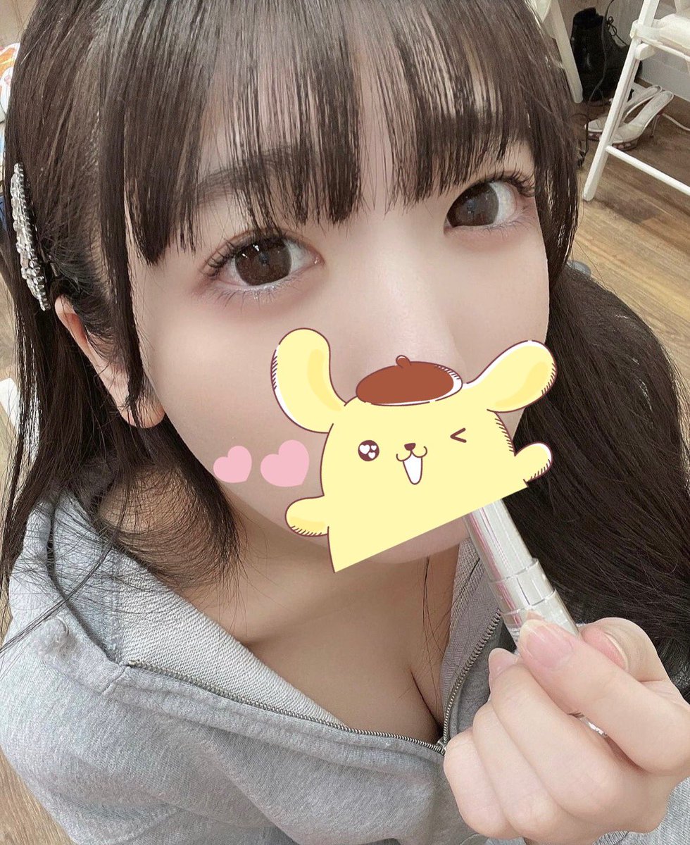 AmberOuell69976's tweet photo. えちえちなゲームの声優してます🐤
心も体も成長中の21歳です😳
お手柔らかにえちたくさんしたいので、都内の #童貞募集 でもしようかな😊
#童貞卒業 したい #裏アカ男子さんと繋がりたい です！
定期になりたいので同じ人はラブリツフォローしてくれたら歓迎しますね🐱 https://t.co/oQXoTM3CfQ