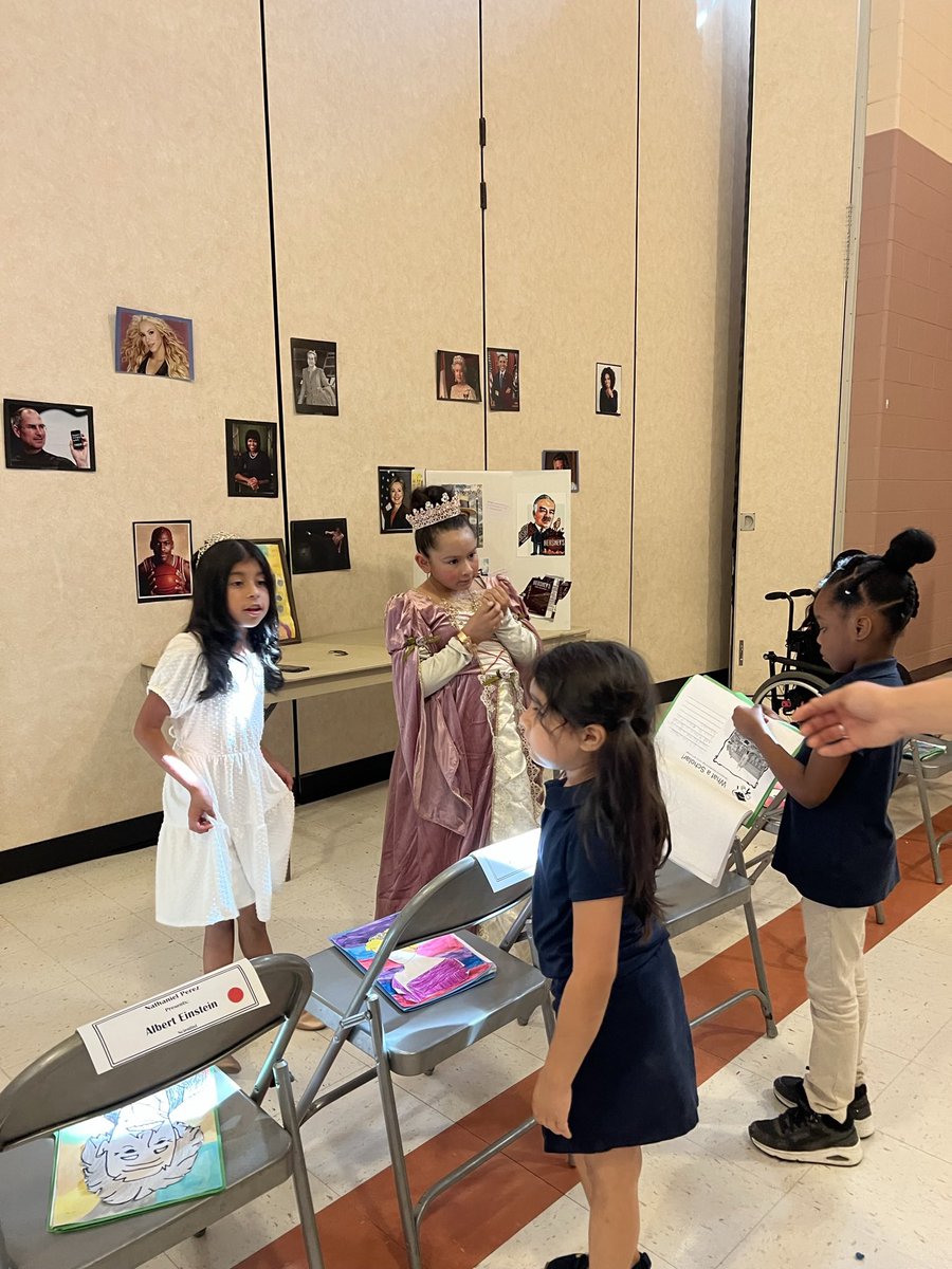 Lantrip_Library's tweet photo. History comes alive at Lantrip's Wax Museum! Our second grade students brought history alive for our Lantrip community during the wax museum
@Mrs_Rodz24 @lantrip_hisd @RhondaSchwer @CounselorReyes https://t.co/8JLANrMOcg