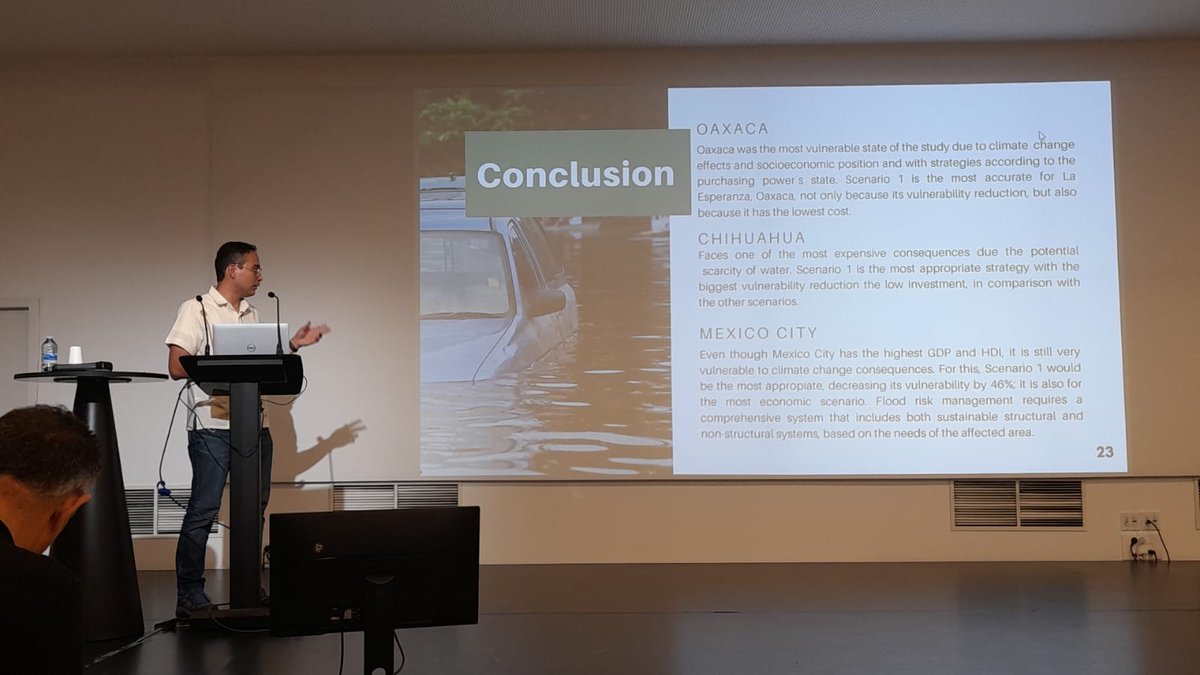 Very interesting presentation of Carlos Escamilla from <a href="/uanl/">UANL</a>  about adaptation strategies to #Climate change in México, in the last day of <a href="/7Isebe/">7 ISEBE</a> 
#ClimateInequality