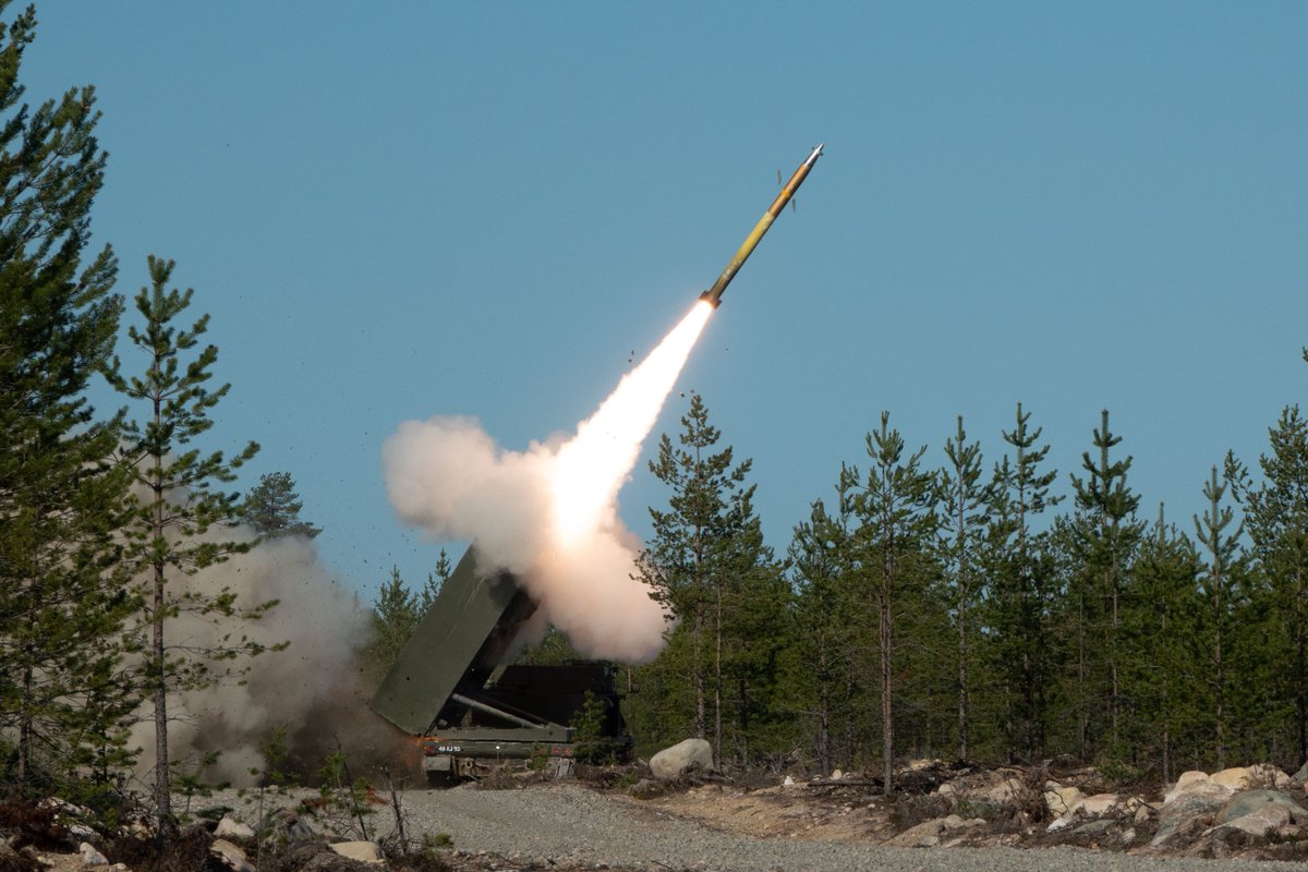 .@26Regiment_RA joined @NATO allies in Finland 🇫🇮as part of Exercise Lightning Strike. 

For the first time outside of the US and operations, they fired the M31A1 missile.

#LIST23 #StrongerTogether