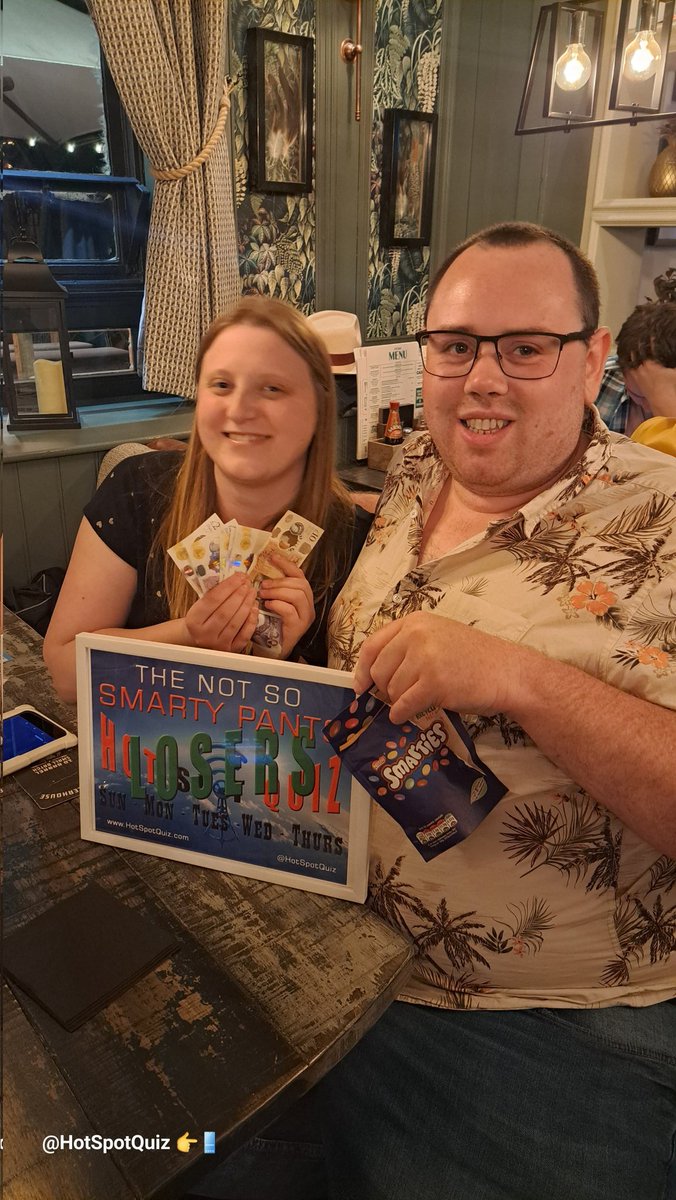 We had a fab 1st @HotSpotQuiz from @HSQAcademy Pwd by @SpeedQuizzing at @TheUrmston in #Urmston 
Winners were
1st 🥇 - 'Carters Crowd'
2nd 🥈 - 'M/c Craft Please'
3rd 🥉 - 'Forget Me THOTS'
Losers 💩 - 'InQuizzitive'
Endorsed by
@YourUrmston 🔄
@TrophiesByVicki 🏆
@TransamTv 📡