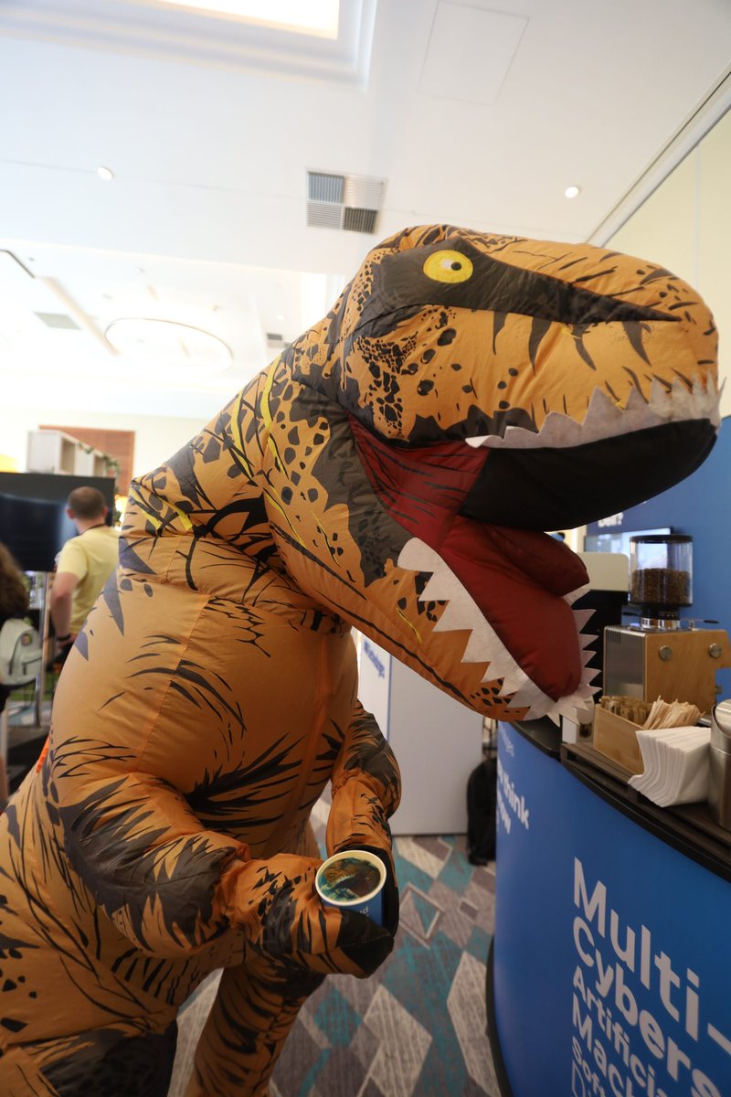 code_europe's tweet image. Last moments to gRRRrrab a deicious coffee at #CodeEurope23! ☕️🦖

#CodeEurope