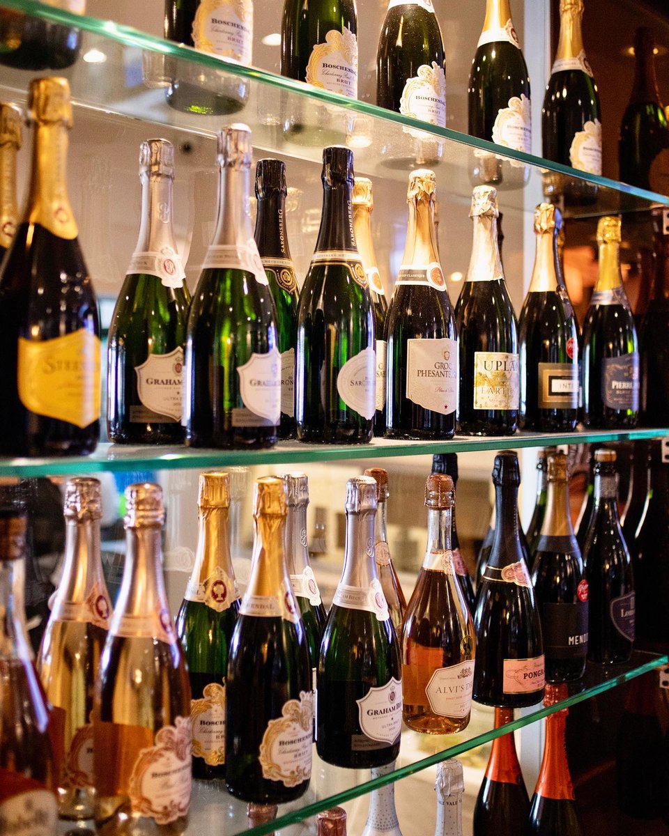 Savour the finest selections at Beluga Restaurant's Wine Emporium: Your Destination for Off-Sale Consumption. 

Discover our Exquisite Wines from Monday-Saturday 09:00 to 18:00.

📍1st Floor, Cape Town Cruise Terminal, @vandawaterfront 📍

#belugarestaurant #belugawineemporium