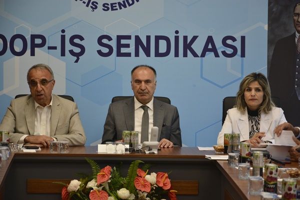 MİLLİ EĞİTİM BAKANLIĞINDA 5. DÖNEM TOPLU İŞ SÖZLEŞMESİ GÖRÜŞMELERİNE DEVAM EDİLDİ…

Koop-iş | MİLLİ EĞİTİM BAKANLIĞINDA 5. DÖNEM TOPLU İŞ SÖZLEŞMESİ GÖRÜŞMELERİNE DEVAM EDİLDİ… koopis.org.tr/haber/milli-eg…