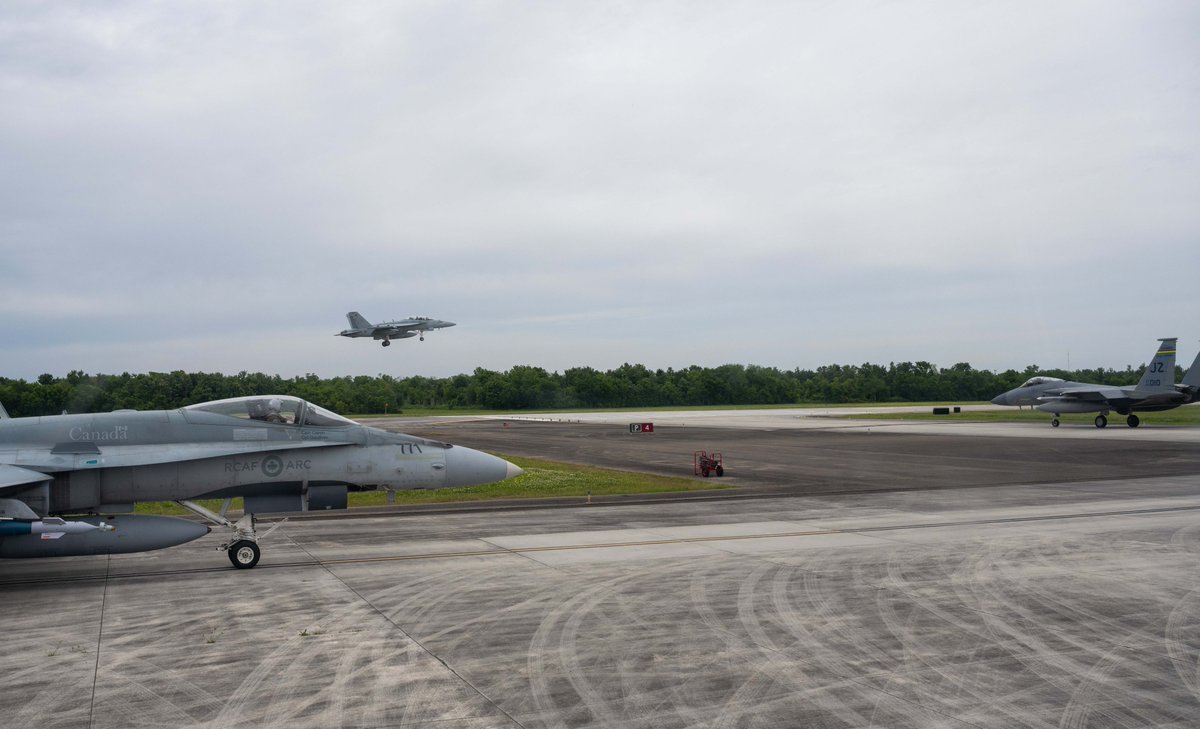 RCAFOperations's tweet photo. Preparedness is not a option; it's a requirement. @RCAF_ARC #CF18Hornets regularly train with our @usairforce partners to ensure we're always ready when called upon. @NORADCommand #FighterFriday #ExCOUGARSOUTH #StrongerTogether https://t.co/dsdZanNra4