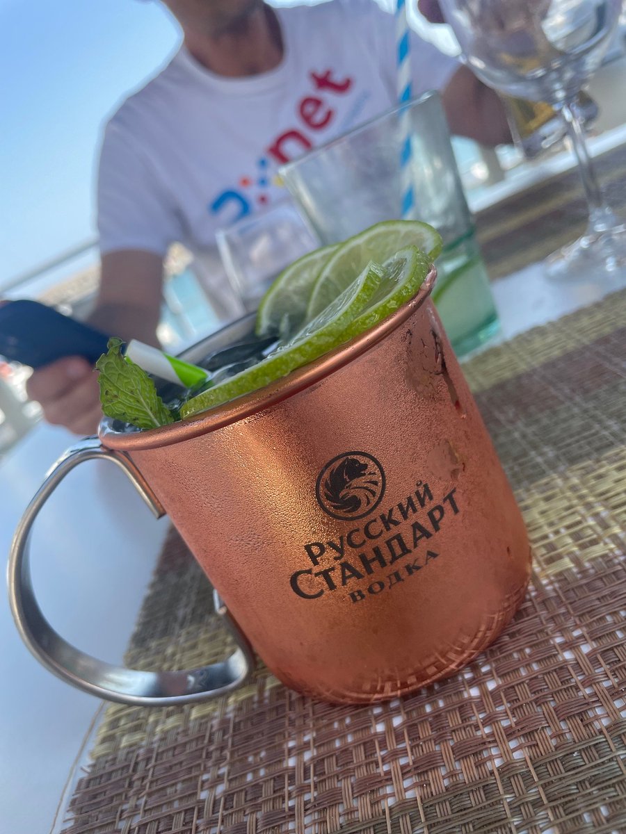 DXNet_'s tweet image. When a team performs their best, you have to celebrate‼️ 🤩👊🏻🍻 Simply the best‼️💪🏻 
Missing @tiagocarpanese  with us at 🇵🇹 

#dxnet #dxnetspirit #logicalis #logicalisportugal #collaboration #customerexperience #team #brazil #portugal #CX #EX #custserv #contactcenter #omnichannel