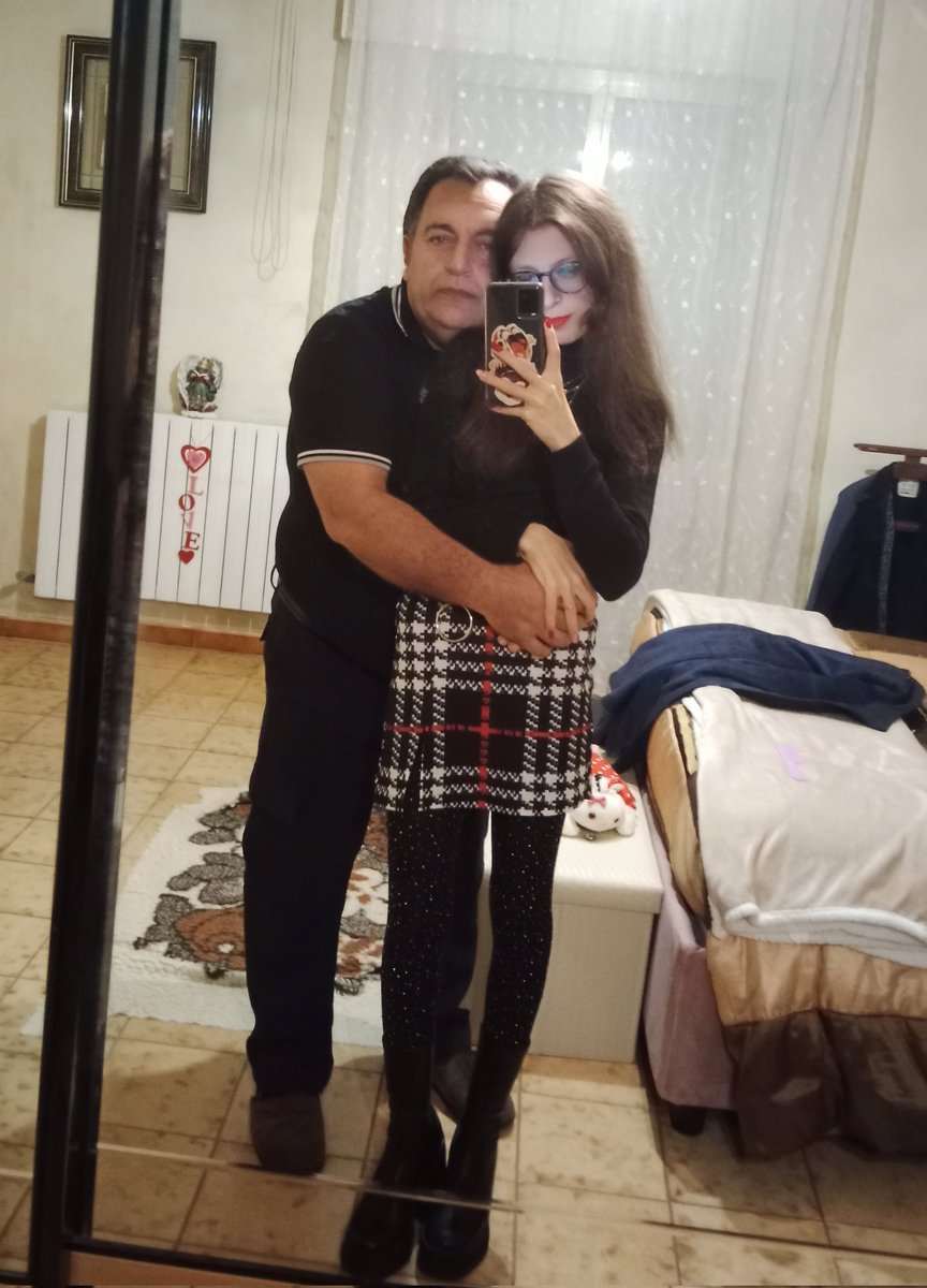 xthempress's tweet image. 🥹