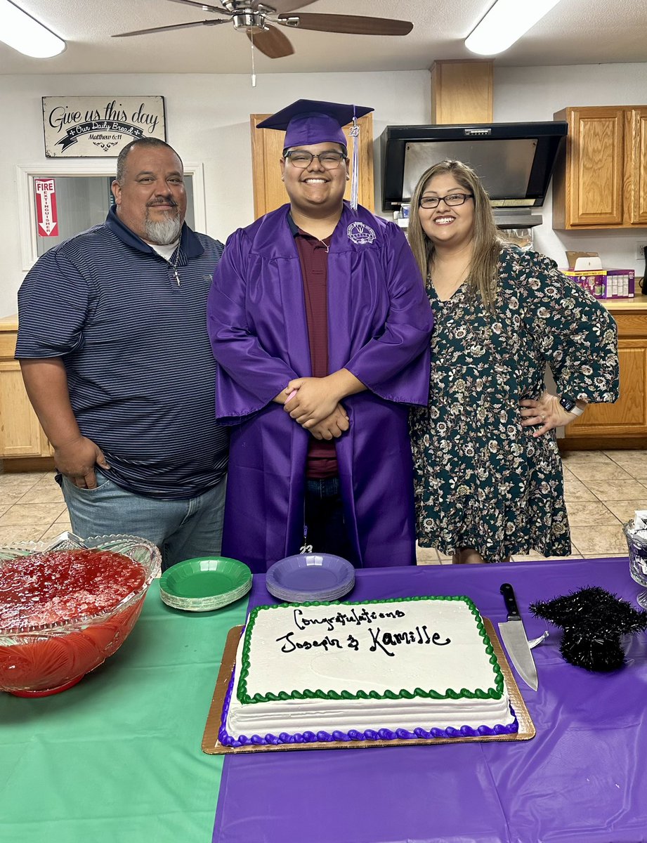 Keep God center of all you do and you will succeed in all that you do! 

#SMCISDgrad