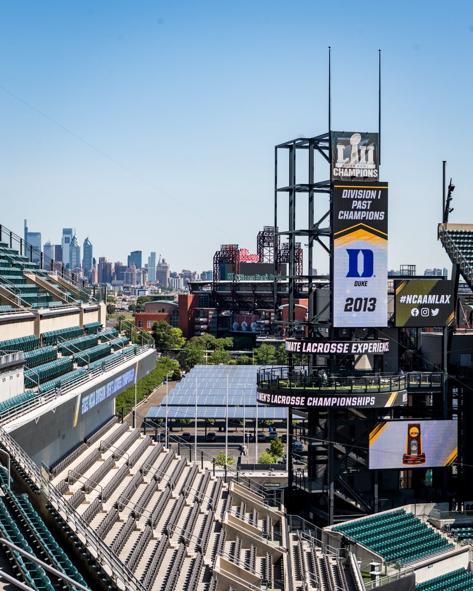 The city where Dreams (and Nightmares) are made 😈🥍

#GoDuke x #CH4SE