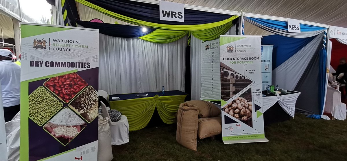 RonohKennie's tweet photo. The WRS in Kenya is revolutionizing agricultural trade 🌾📦🚀 It provides farmers with secure storage for their produce and allows them to obtain loans by using their warehouse receipts as collateral. This boosts their income, enhances food security, and promotes economic growth. https://t.co/JFwa02RQ15