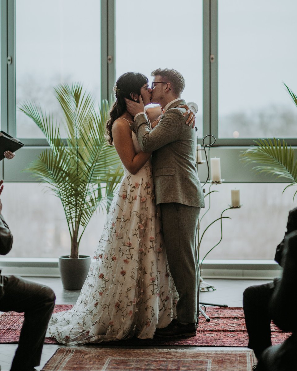 All because two people fell in love 💕

📸 Kailee Rei Photography

#lmstudiochi #chicagoeventvenue #chicagowedding #chicagobride #chicagogram #weddingphotos