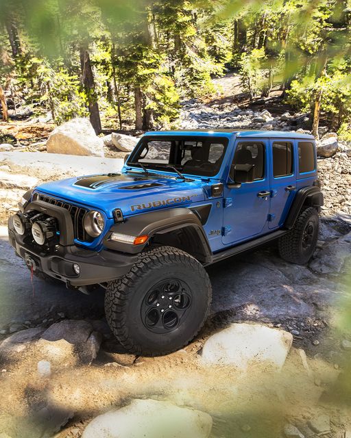 Stand out in a #JeepWrangler from Livonia Chrysler Jeep!