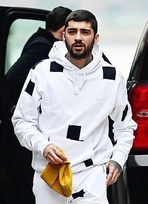 bestofzaynj's tweet image. Zayn Malik spotted today in NYC