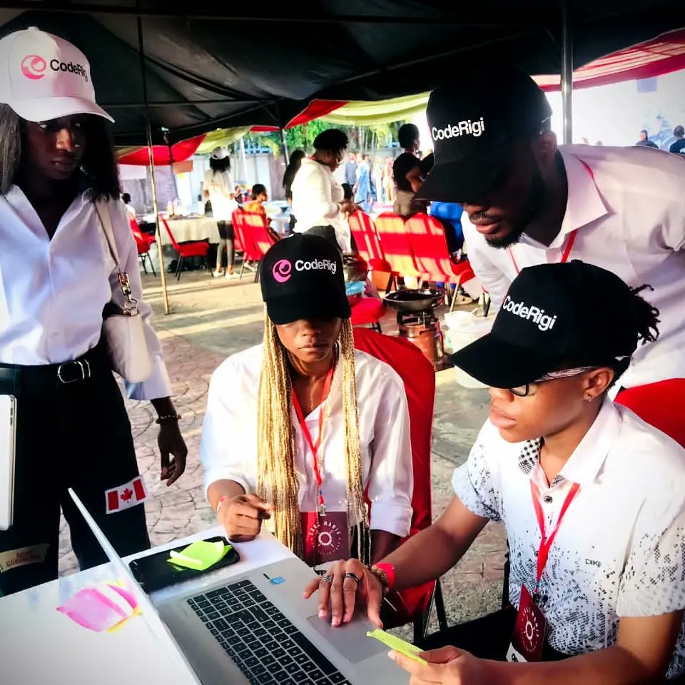 coderigi_'s tweet image. CodeRigi is bringing solutions to the biggest cake event happening in the city of Uyo!

Spot us at CakeMania 5!

Have a sneak peek!

#Cakemania5
#CodeRigixCakemania5