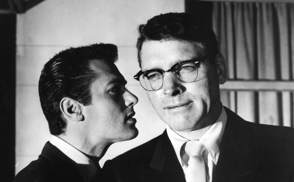 TasteDive tweet media