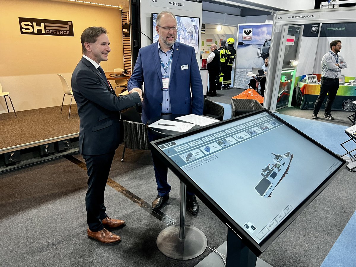 Thursday at #CNE2023 SH Defence signed an MoU with @Anschütz GmbH regarding collaboration on integrating of their C2 solutions in the Cube System.