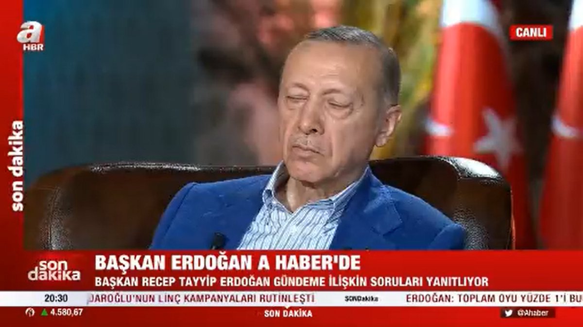 Ecevit'in sağlı ile o kadar alay ettiniz ki

Kırdığınız yerden kırılacaksınız