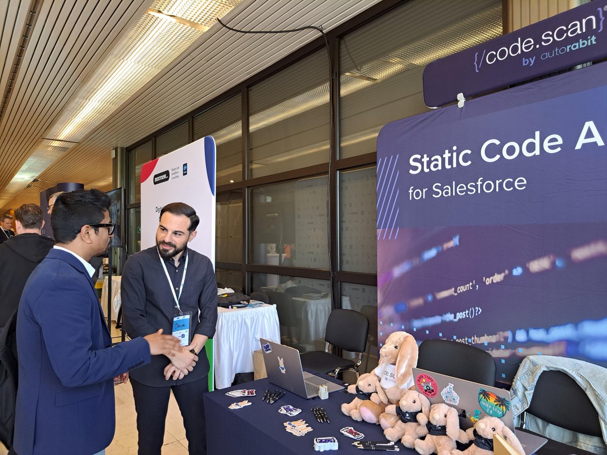 autorabit's tweet image. #ICYMI the AutoRABIT team was in Prague today for @CzechDreamin 2023! Our team had so much fun showcasing our static code analysis tool #CodeScan and networking with the other @Salesforce industry pros. #CD23
