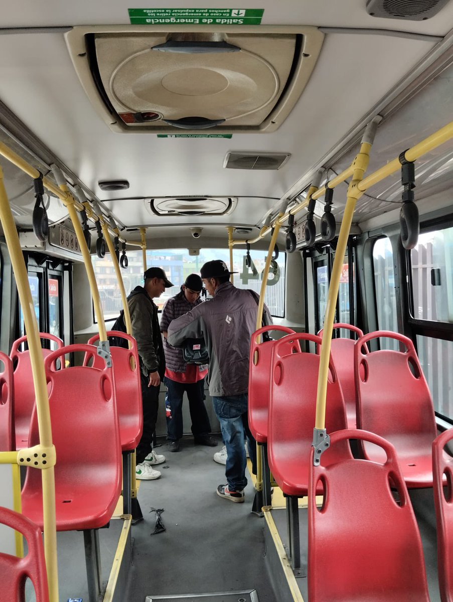 Empresa de Pasajeros Quito tweet media